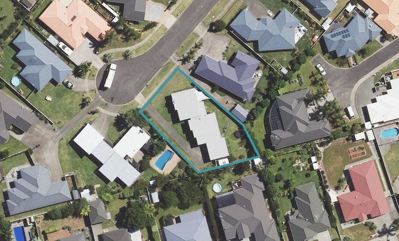 12 Roger Street, Lytton West, Gisborne - Carousel 1