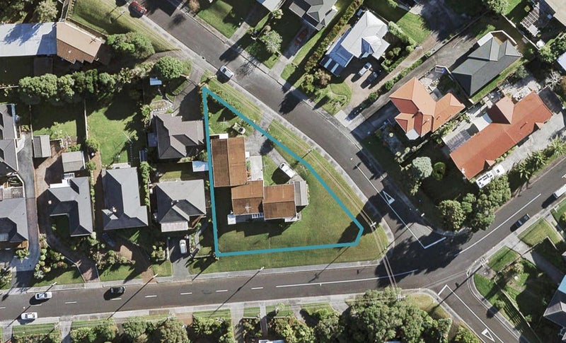 1/17 Stanton Terrace, Mount Roskill, Auckland - Carousel 1
