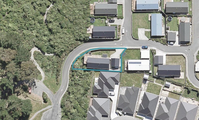 13 Otonga Heights, Maungaraki, Lower Hutt - Carousel 1