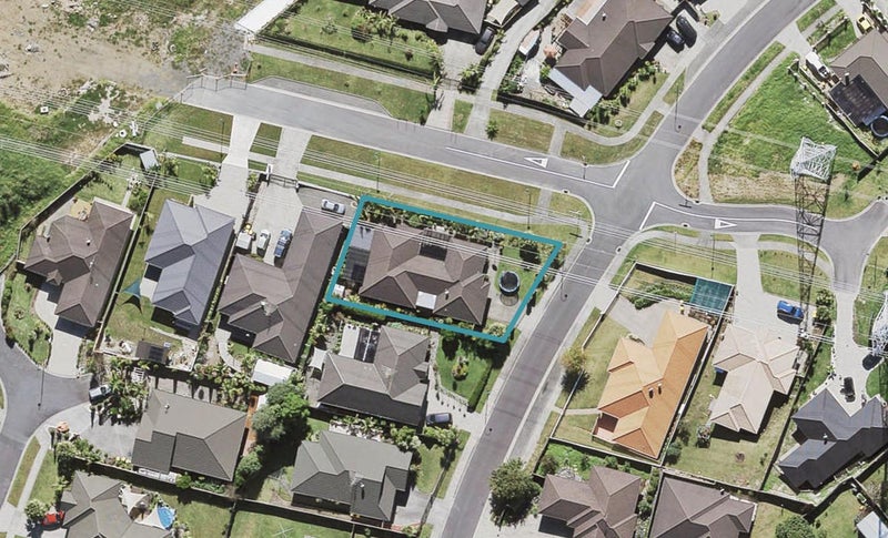 47 Cartmel Avenue, Massey, Auckland - Carousel 1
