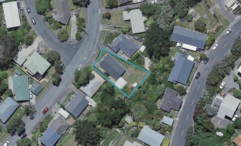 21 Montreal Grove, Kingston, Wellington - Carousel 1