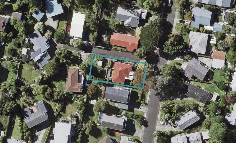 10 Arosa Place, Forrest Hill, Auckland - Carousel 1