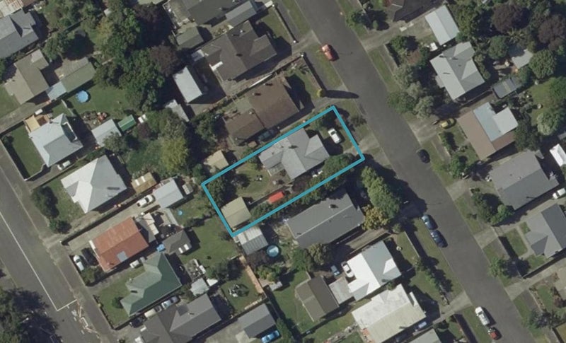38 Burns Avenue, Takaro, Palmerston North - Carousel 1