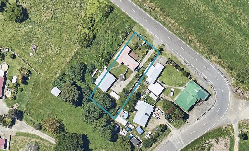 318 Paroa Road, Poroporo, Whakatane - Carousel 1