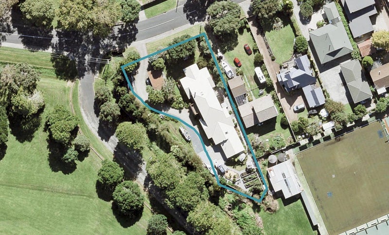 52 Laurence Street, Manly, Whangaparaoa - Carousel 1