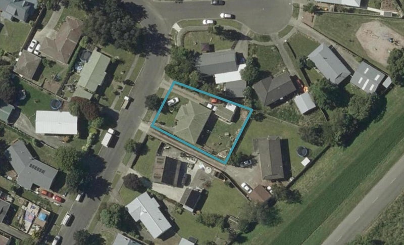 31 Escort Grove, Awapuni, Palmerston North - Carousel 1
