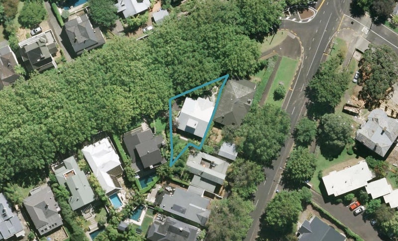 27 Picton Street, Freemans Bay, Auckland - Carousel 1
