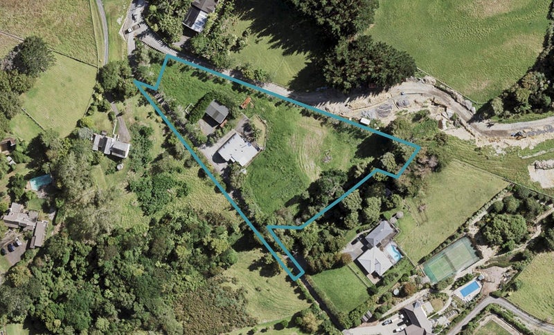 39 Murphys Road, Totara Park, Auckland - Carousel 1