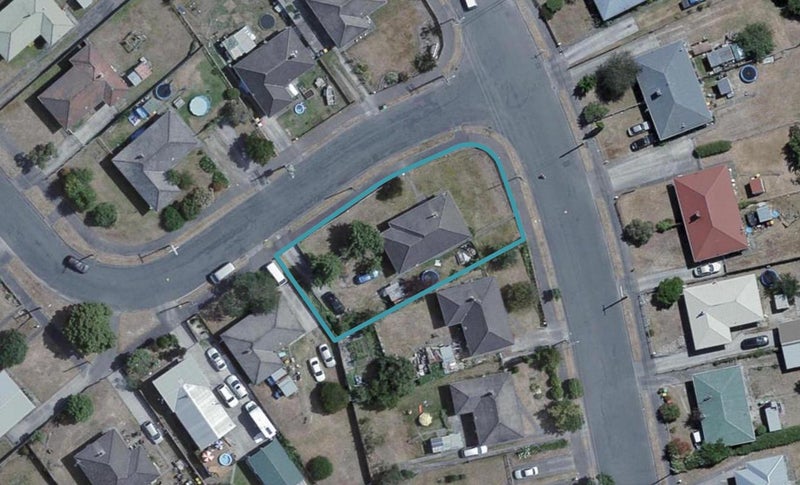 1 Stuart Crescent, Masterton - Carousel 1