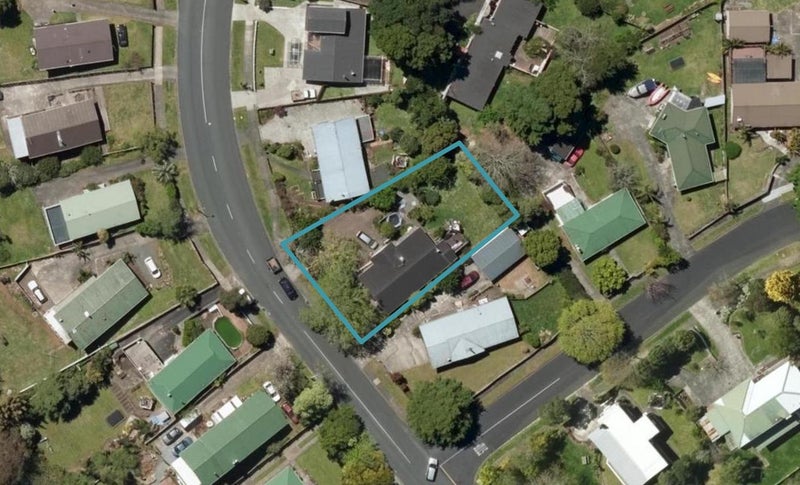 33 Eden Terrace, Kamo, Whangarei - Carousel 1