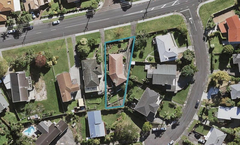 137 Coronation Road, Hillcrest, Auckland - Carousel 1