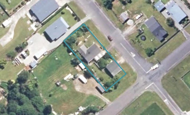 8 Manawatu Street, Dobson, Greymouth - Carousel 1