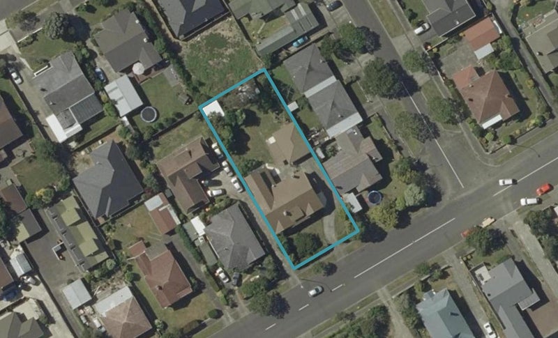 37 Limbrick Street, Terrace End, Palmerston North - Carousel 1