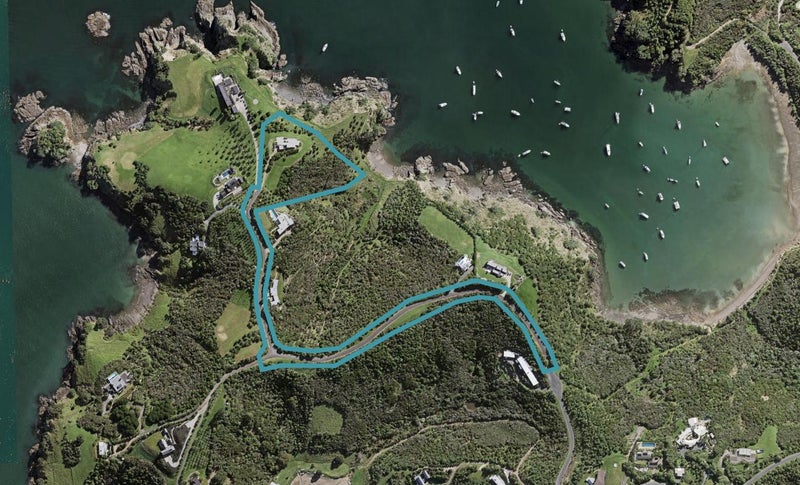 219 Delamore Drive, Oneroa, Waiheke Island - Carousel 1