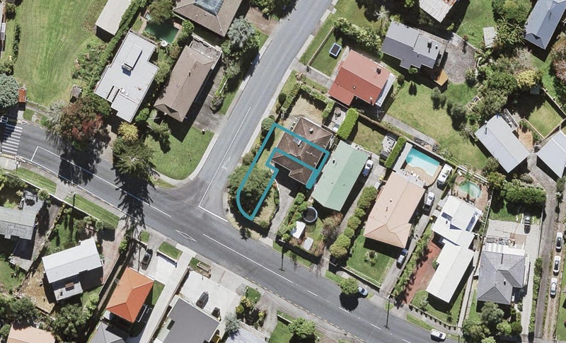 1A Keegan Drive, Massey, Auckland - Carousel 1