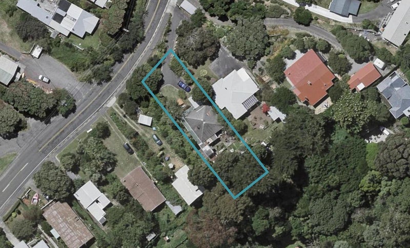 64 Wellington Road, Paekakariki, Paekakariki - Carousel 1