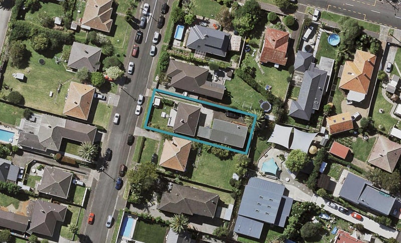 31 Bonnie Brae Road, Meadowbank, Auckland - Carousel 1