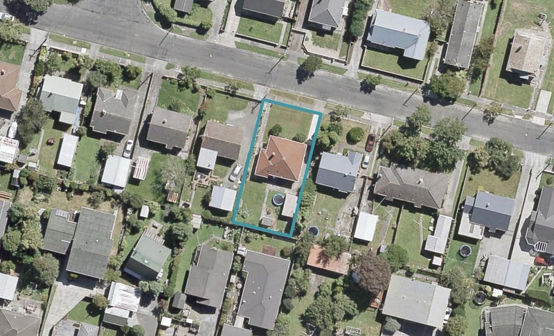 14 Rumgay Street, Fairfield, Lower Hutt - Carousel 1