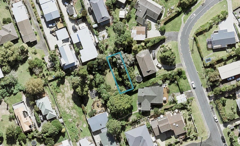 4B Watea Road, Torbay, Auckland - Carousel 1