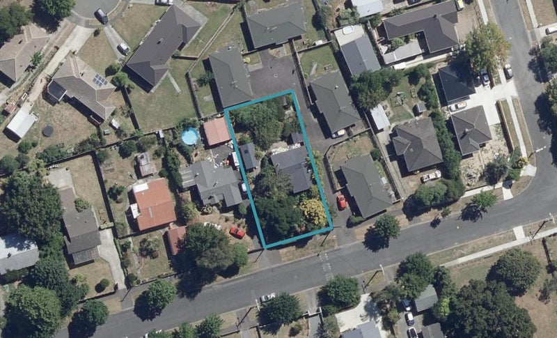 33 Marshall Street, Fairfield, Hamilton - Carousel 1