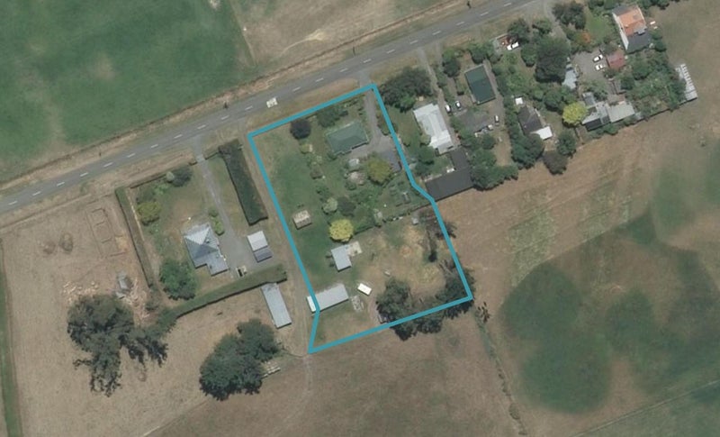135 Greenpark Road, Christchurch - Carousel 1