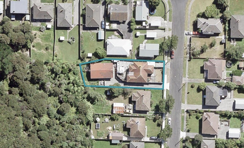1/20 Boyd Grove, Naenae, Lower Hutt - Carousel 1