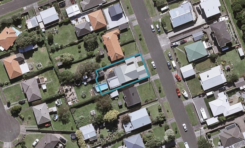 24 Doone Street, Lynmouth, New Plymouth - Carousel 1