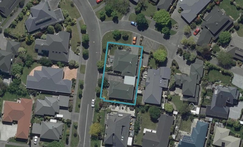 1/2 Dorfold Mews, Avonhead, Christchurch - Carousel 1