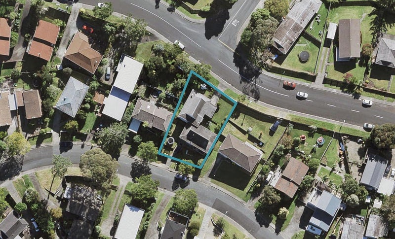 2/11 Simon Ellice Drive, Bayview, Auckland - Carousel 1