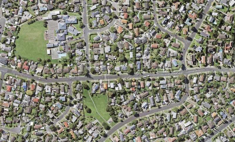 86 Gills Road, Bucklands Beach, Auckland - Carousel 1