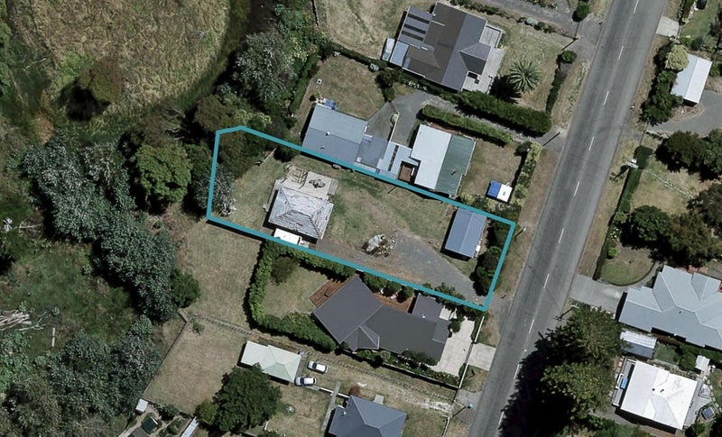 30 Airini Road, Waimarama, Havelock North - Carousel 1