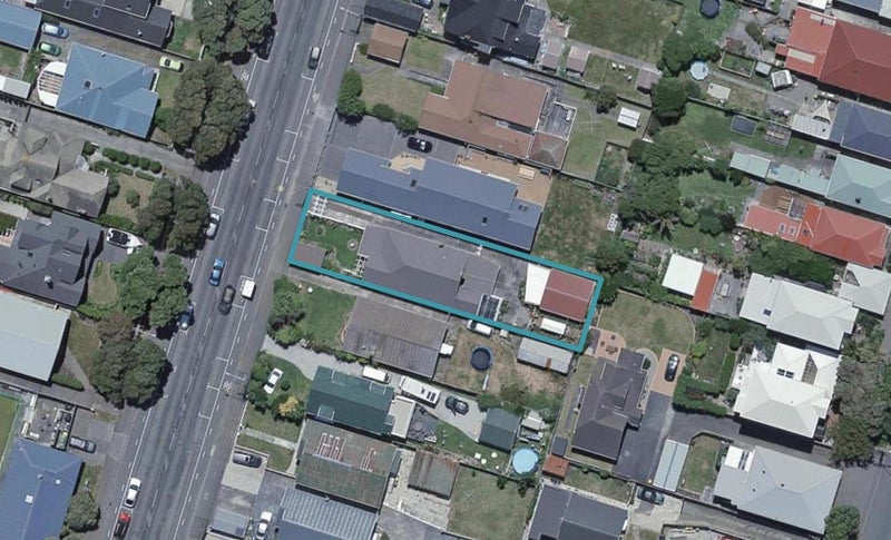 251 The Parade, Island Bay, Wellington - Carousel 1