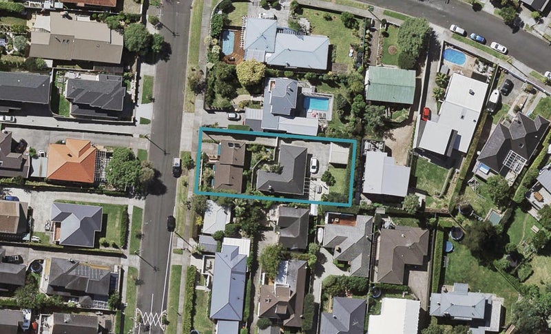 27A Temple Street, Meadowbank, Auckland - Carousel 1