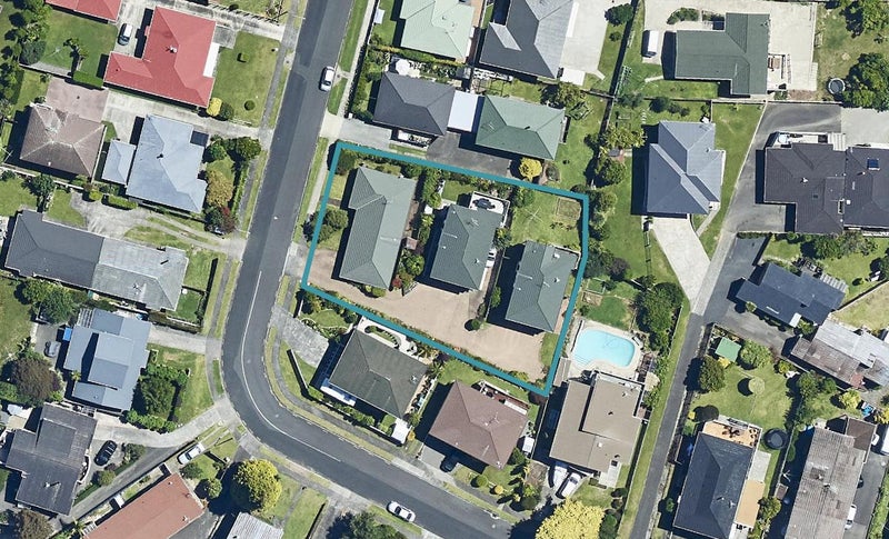 28 Whitaker Street, Otumoetai, Tauranga - Carousel 1
