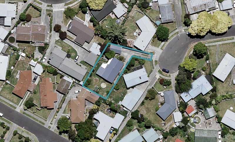 16 St Pauls Place, Tamatea, Napier - Carousel 1