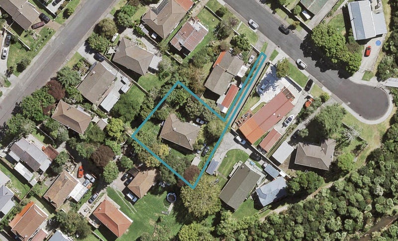 27 Newham Place, Henderson, Auckland - Carousel 1