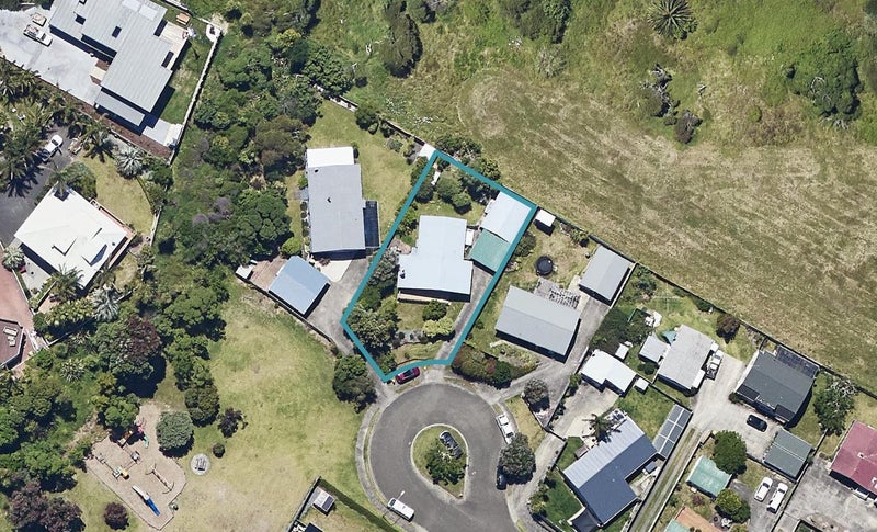 18 Alpha Avenue, Coastlands, Whakatane - Carousel 1