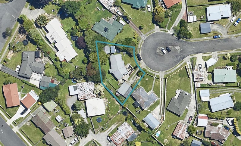 8 Garnet Place, Pukehangi, Rotorua - Carousel 1