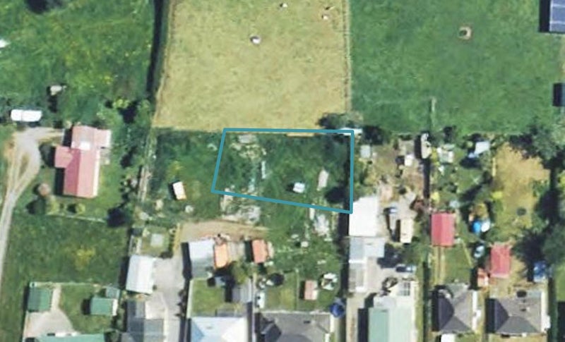 4 Midsummer Avenue, Stratford, Stratford - Carousel 1