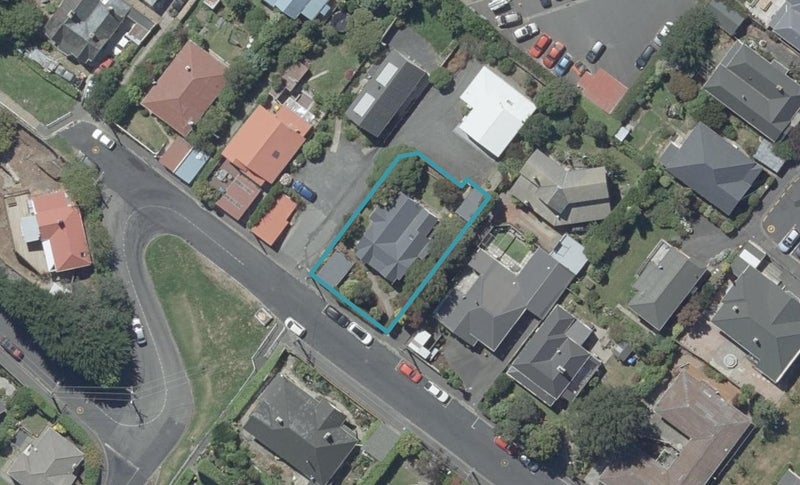 20 Oban Street, Kaikorai, Dunedin - Carousel 1