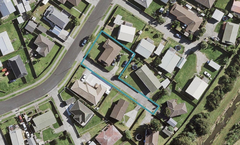 40 Trimdon Street, Randwick Park, Auckland - Carousel 1
