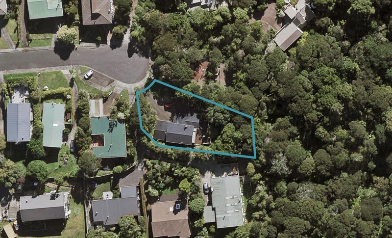 1 Raymond Terrace, Northcote, Auckland - Carousel 1