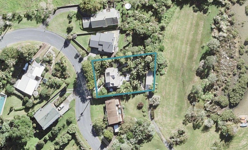 15 Martin Road, Warkworth - Carousel 1