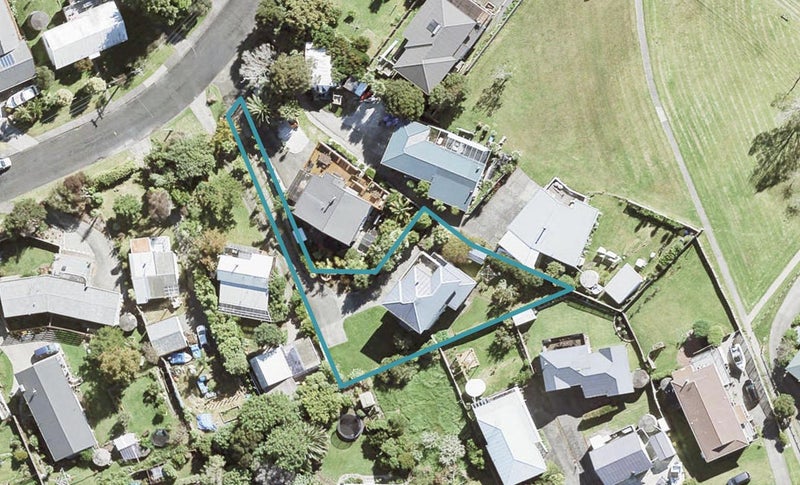 73A Elliston Crescent, Stanmore Bay, Whangaparaoa - Carousel 1