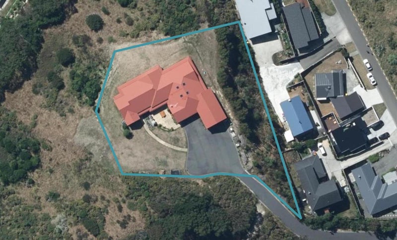 1 Whitford Brown Avenue, Aotea, Porirua - Carousel 1