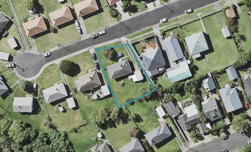 22 Corrella Road, Belmont, Auckland - Carousel 1