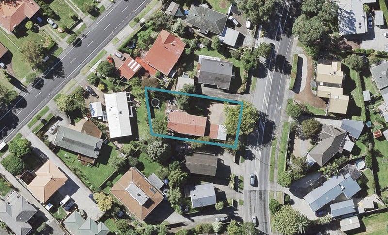35 Botany Road, Botany Downs, Auckland - Carousel 1