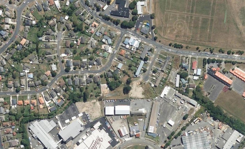 9D Hukatai Street, Elsdon, Porirua - Carousel 1