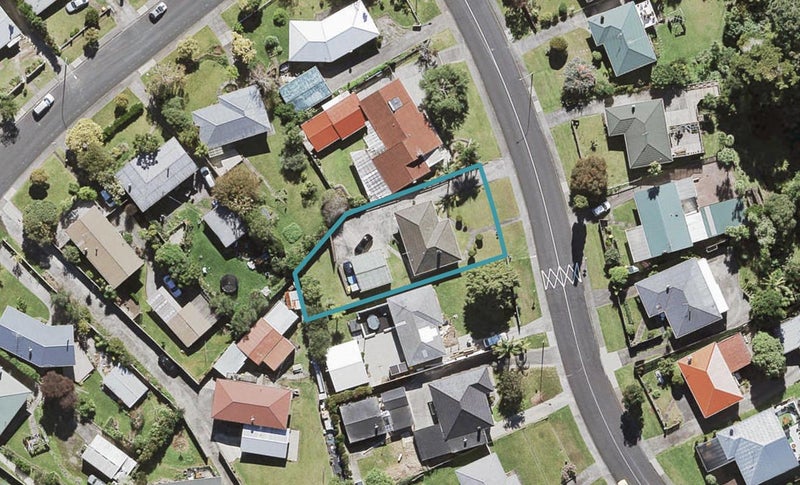 50 Glendene Avenue, Glendene, Auckland - Carousel 1