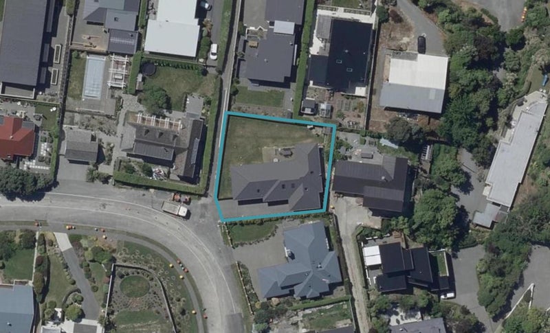 41 Cannon Hill Crescent, Mount Pleasant, Christchurch - Carousel 1